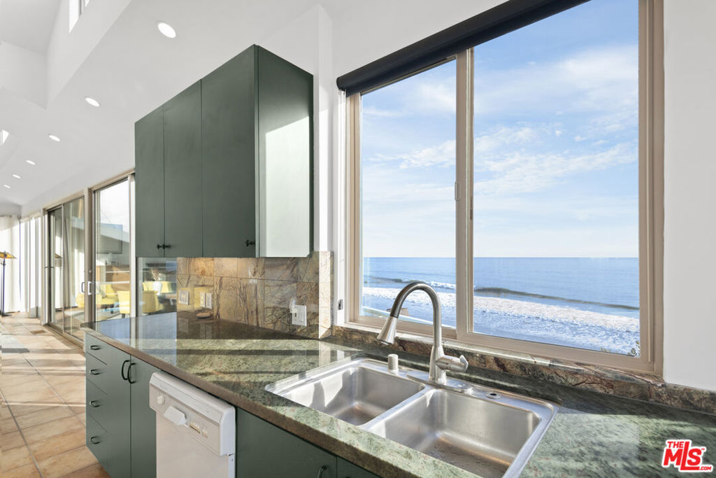 33334 Pacific Coast Highway Property Photo 9