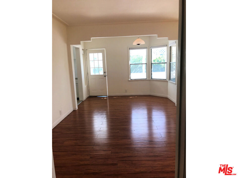967 Lucile Avenue Property Photo 11