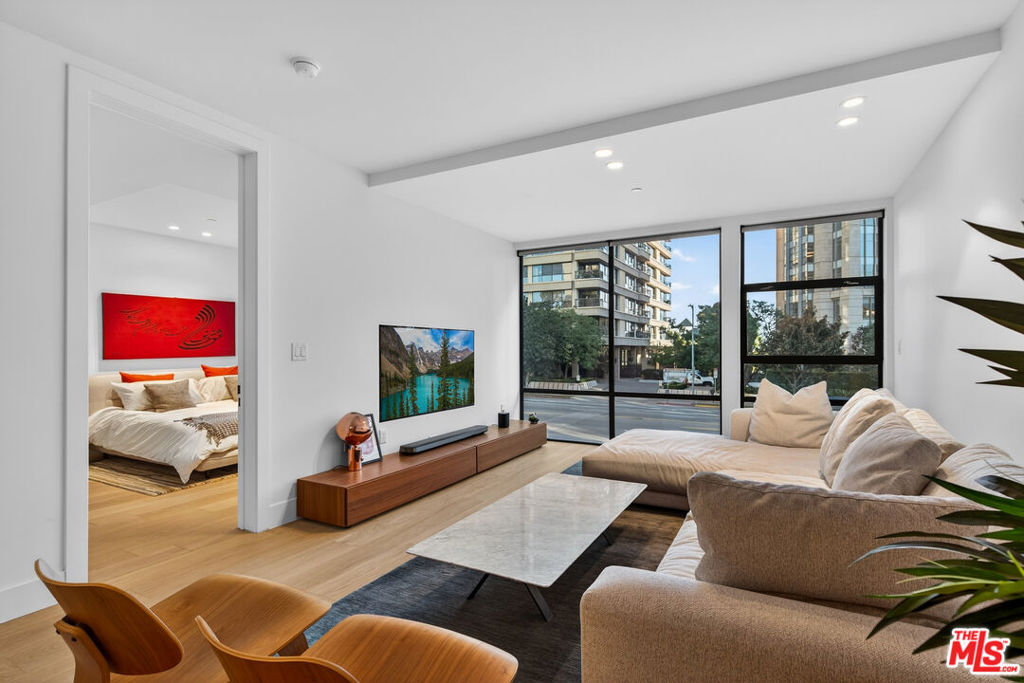 10777 Wilshire Boulevard 208 Property Photo 10