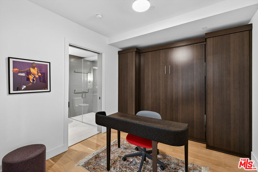 10777 Wilshire Boulevard 208 Property Photo 22