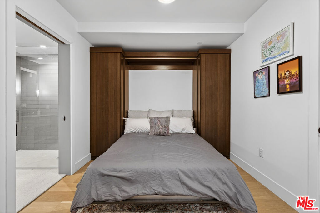 10777 Wilshire Boulevard 208 Property Photo 23