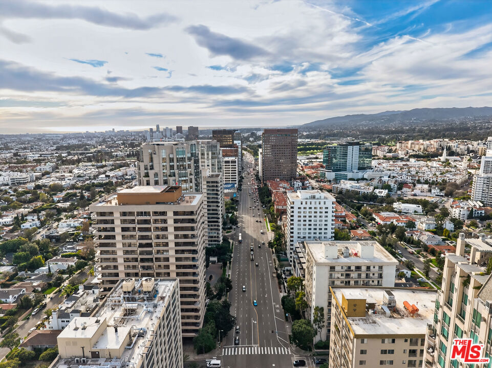 10777 Wilshire Boulevard 208 Property Photo 43