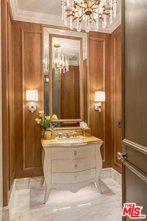 610 N Rodeo Drive Property Photo 5