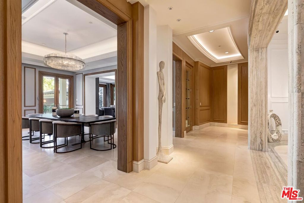610 N Rodeo Drive Property Photo 7
