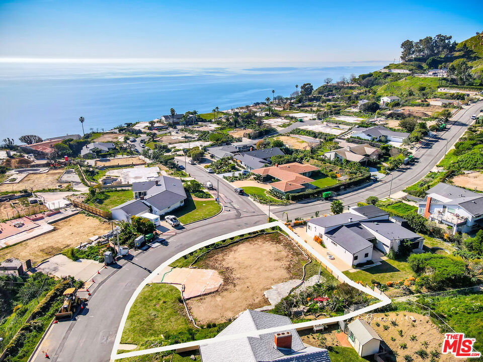 20325 Seaboard Road Property Photo 8