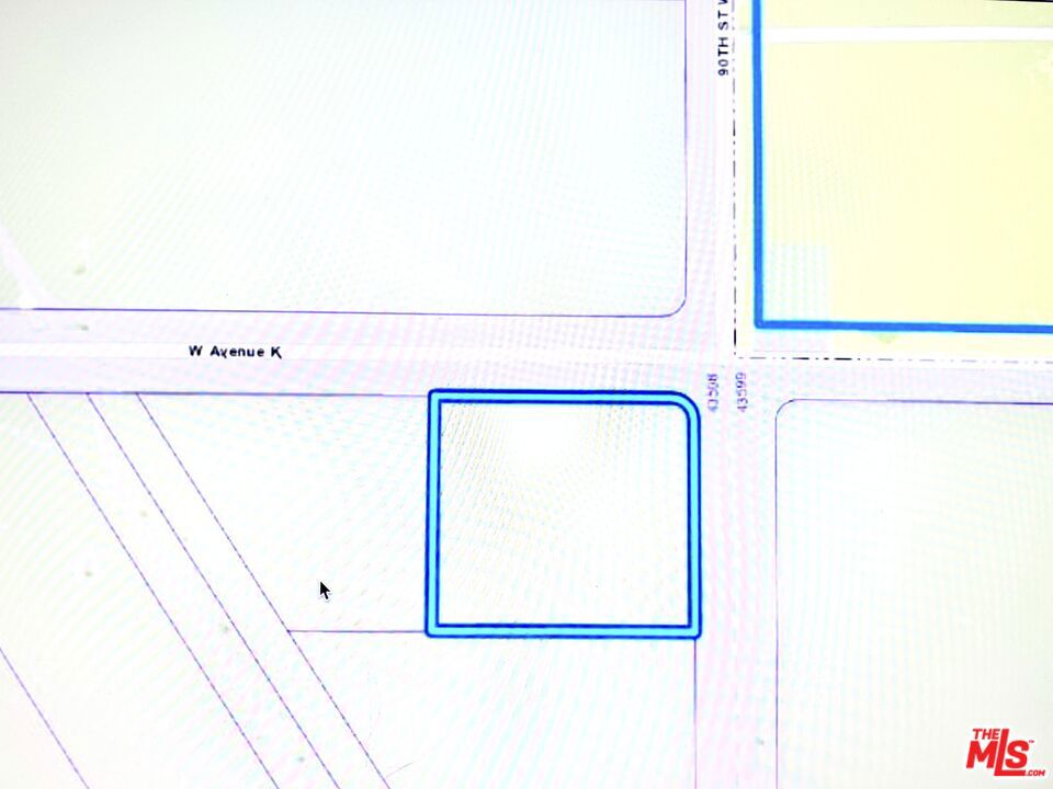 90 W Avenue K Property Photo 4