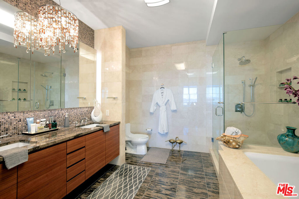 900 W Olympic Boulevard 40f Property Photo 6