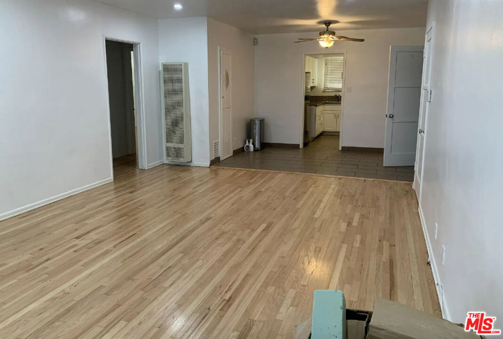 455 S Oakhurst Drive Property Photo 20