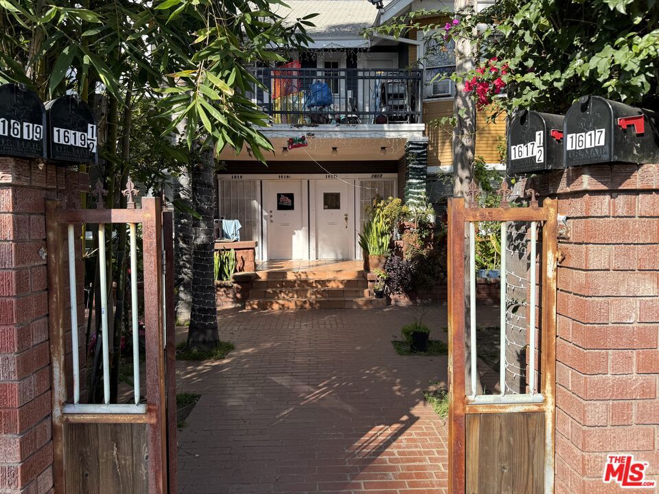 1617 S Bonnie Brae Street Property Photo 3