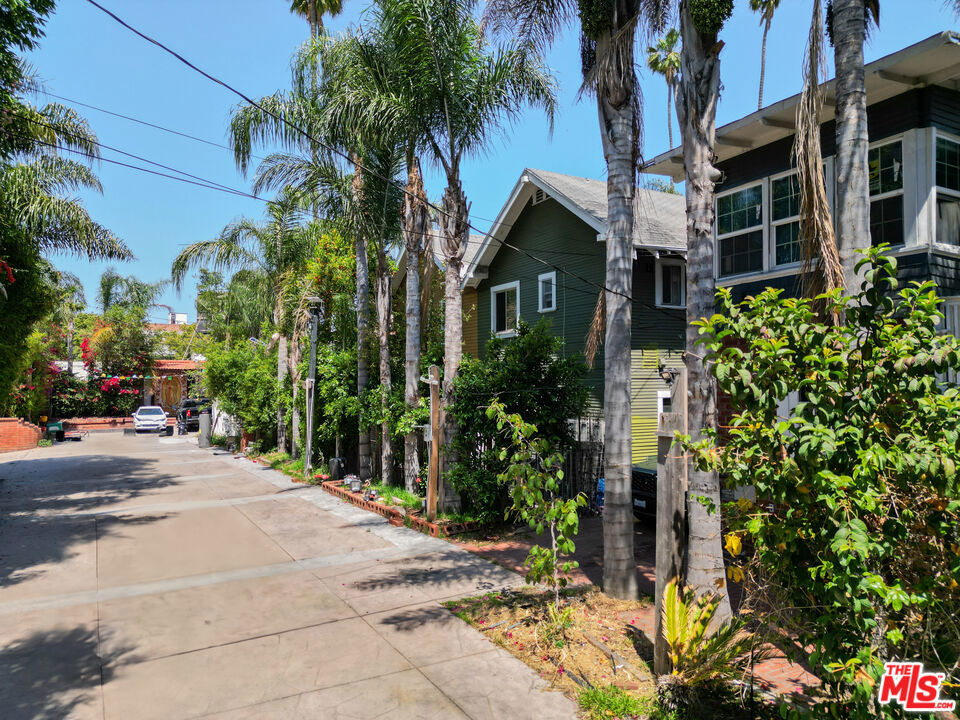 1617 S Bonnie Brae Street Property Photo 10