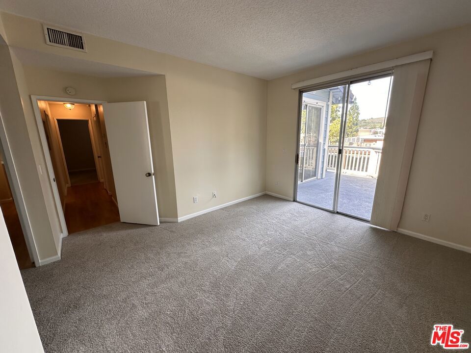 2486 Pleasant Way H Property Photo 14