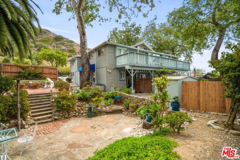 3945 Las Flores Canyon Road Property Photo 19