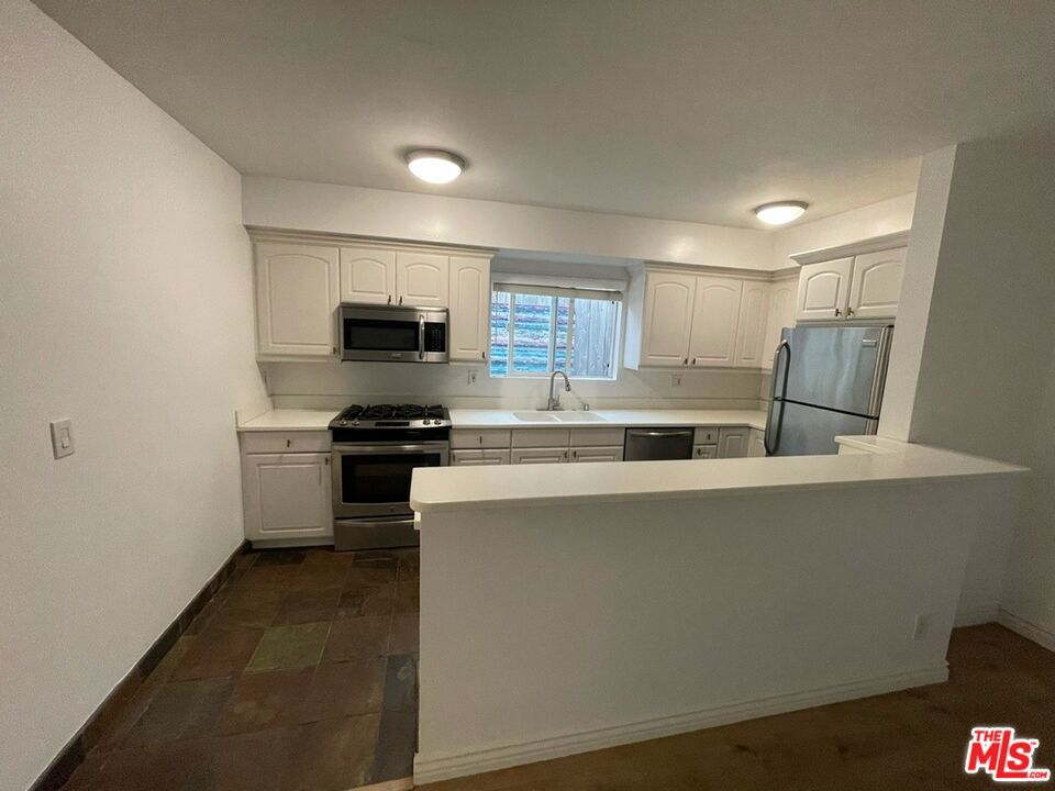35 23rd Avenue Property Photo 9