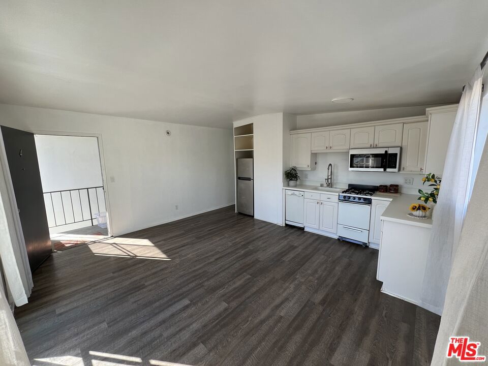 35 23rd Avenue Property Photo 17