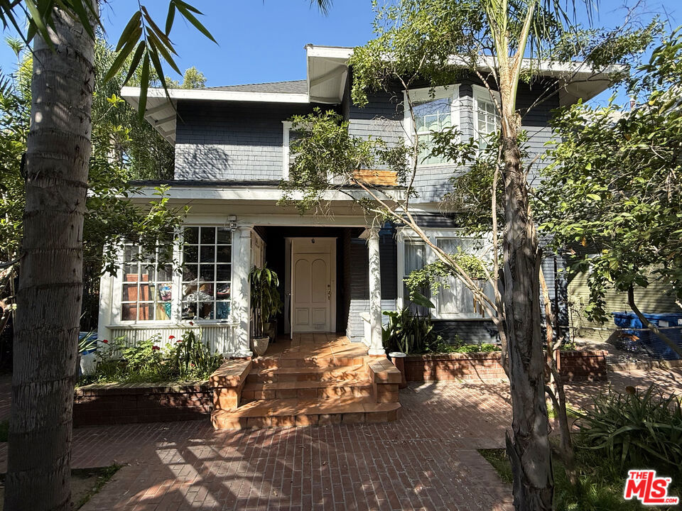 1625 S Bonnie Brae Street Property Photo 1