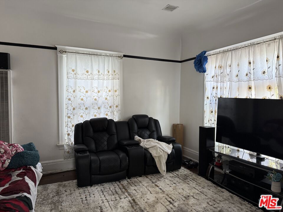 1625 S Bonnie Brae Street Property Photo 9