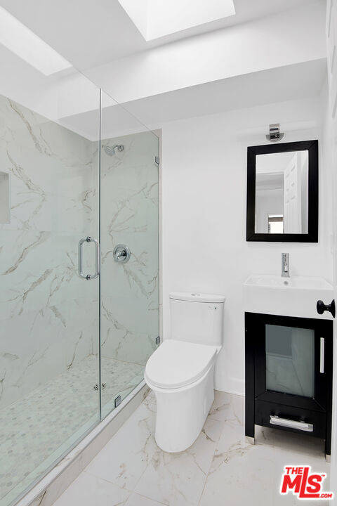 1610 S Beverly Glen Boulevard 7 Property Photo 12