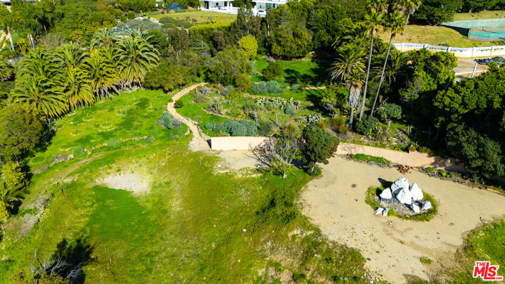 30601 Morning View Drive Property Photo 9