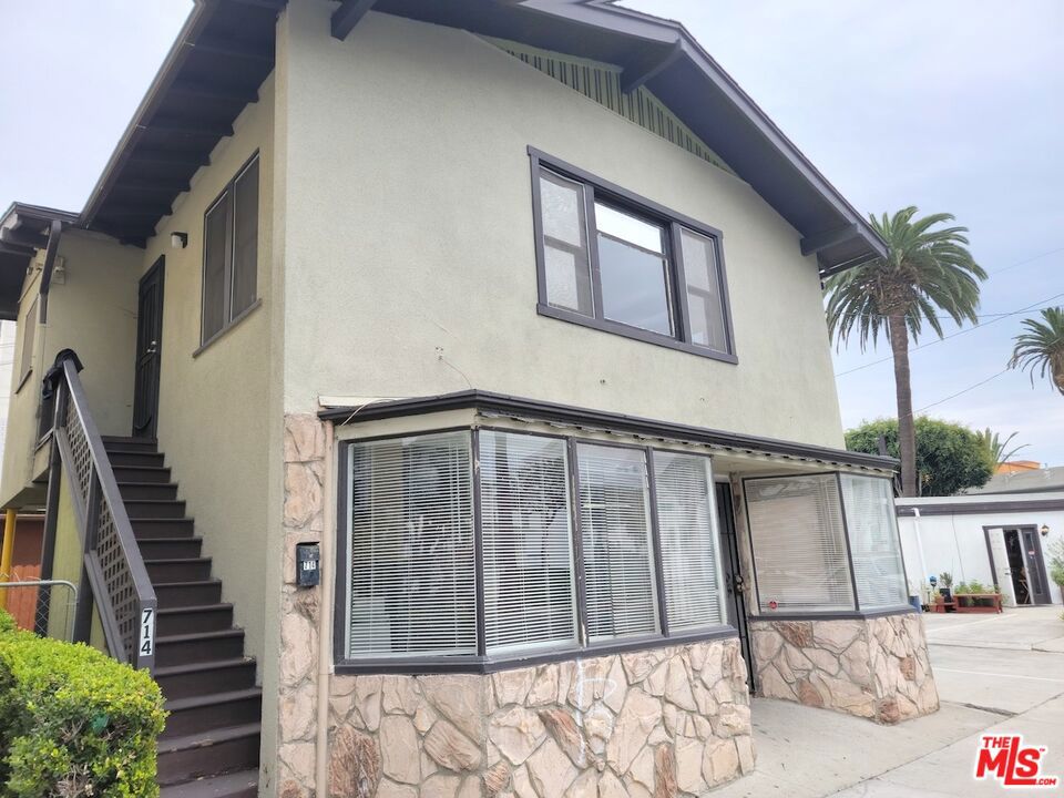 702 Cedar Avenue Property Photo 2