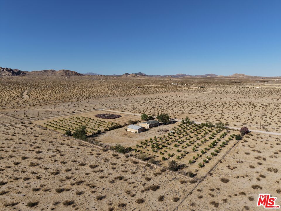 10424 Santa Fe Fire Road Property Photo 3