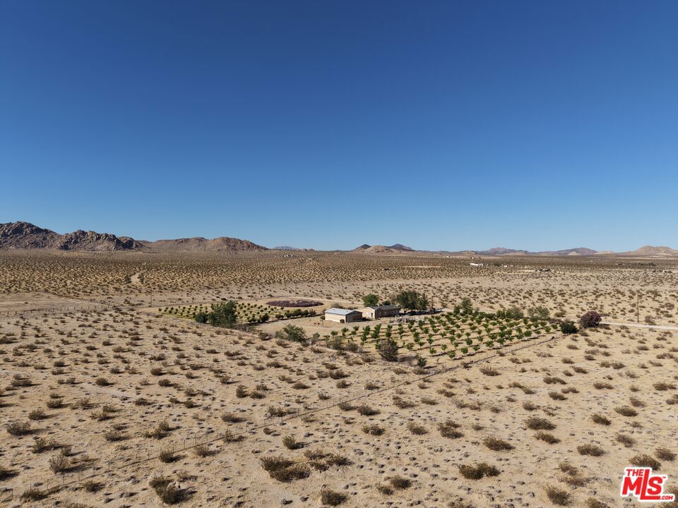 10424 Santa Fe Fire Road Property Photo 5