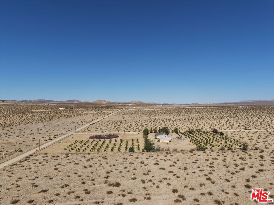 10424 Santa Fe Fire Road Property Photo 6