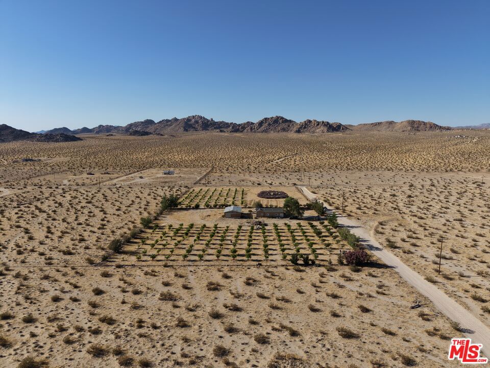 10424 Santa Fe Fire Road Property Photo 7
