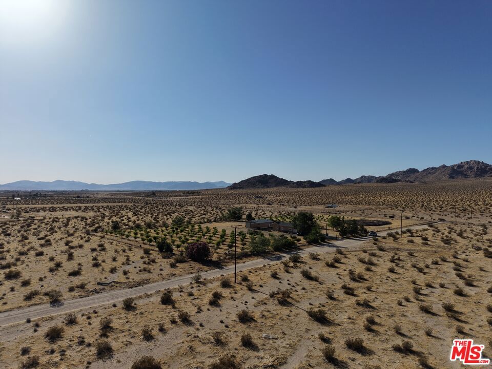 10424 Santa Fe Fire Road Property Photo 9