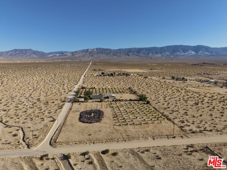 10424 Santa Fe Fire Road Property Photo 12