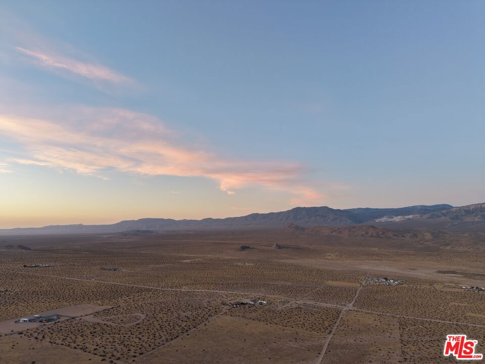 10424 Santa Fe Fire Road Property Photo 15