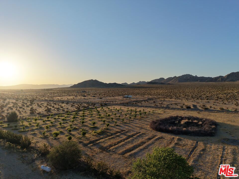 10424 Santa Fe Fire Road Property Photo 22