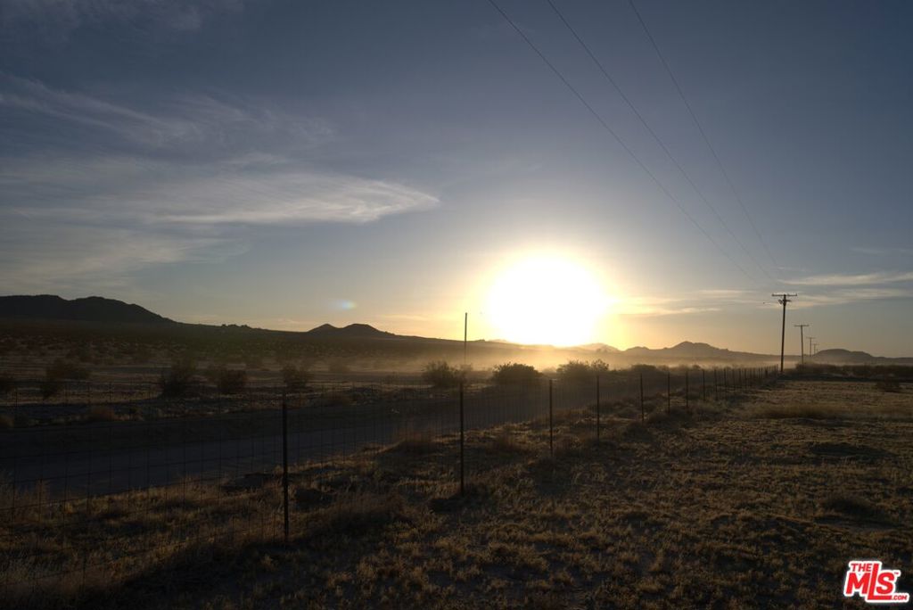 10424 Santa Fe Fire Road Property Photo 23