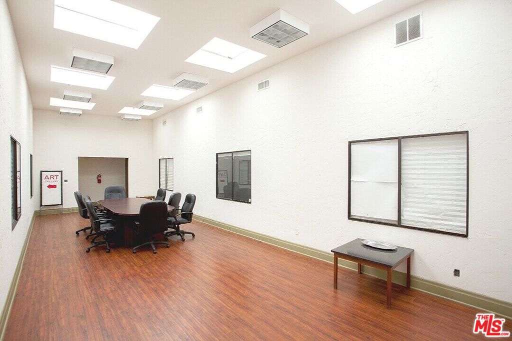1008 S Pacific Avenue Property Photo 11