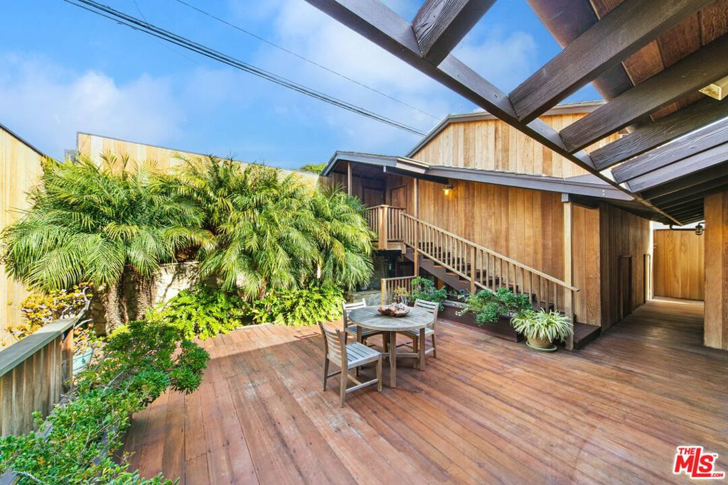 24542 Malibu Road Property Photo 15