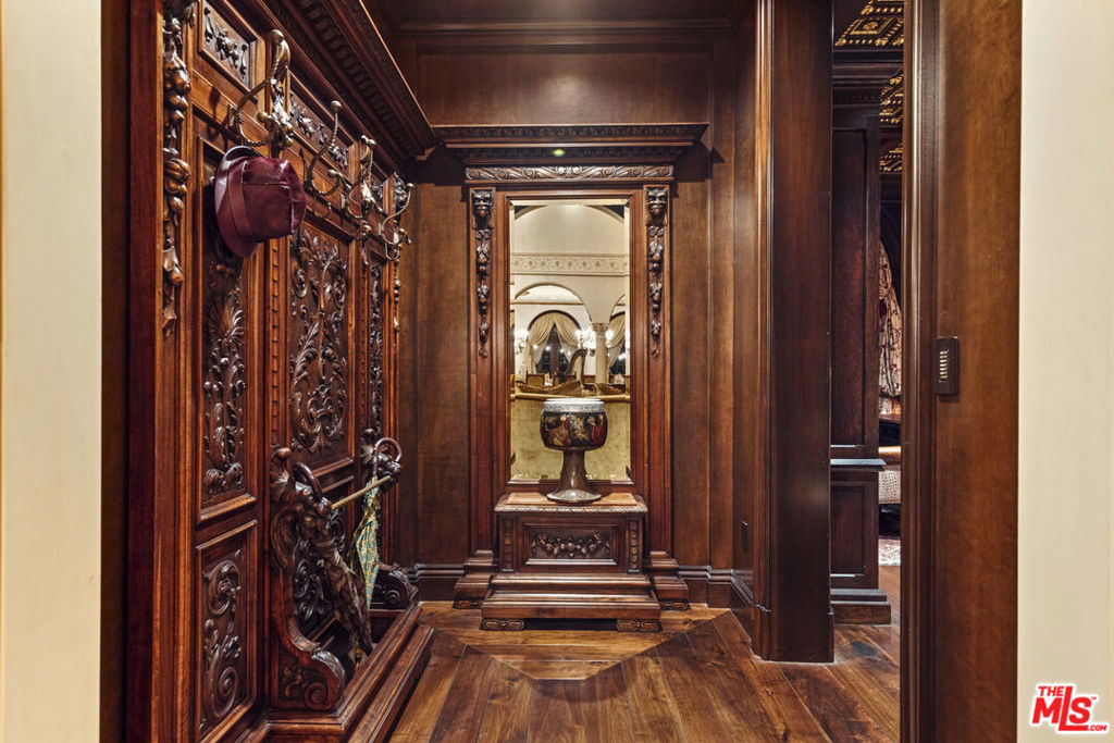 28 Deep Sea Property Photo 18