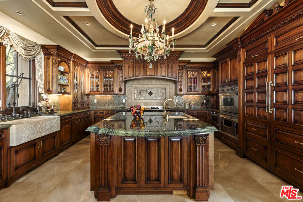28 Deep Sea Property Photo 22
