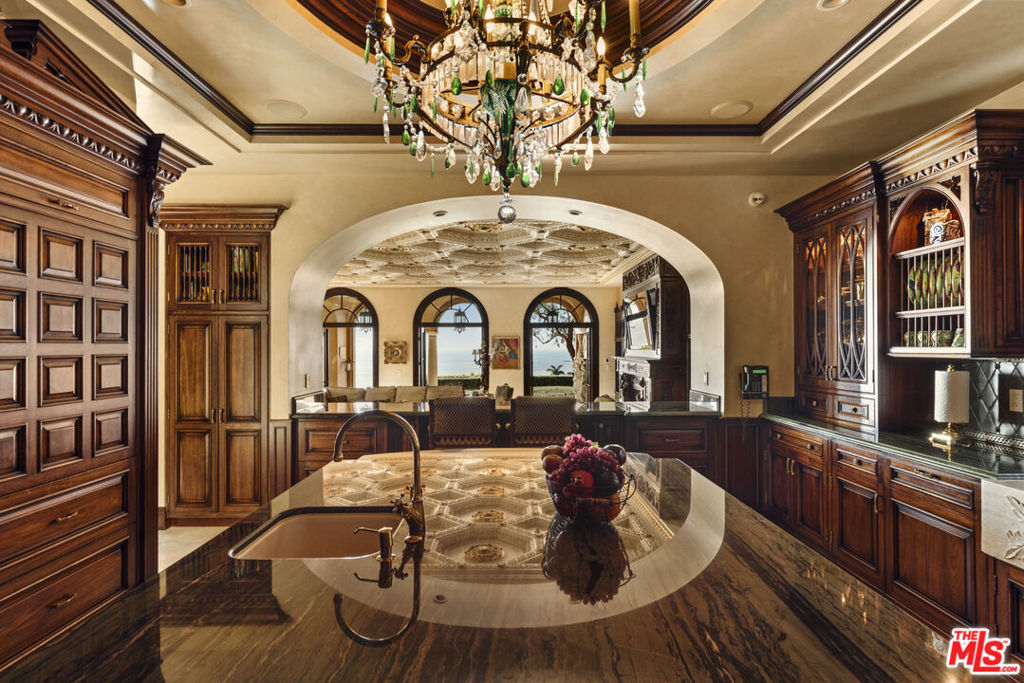 28 Deep Sea Property Photo 24