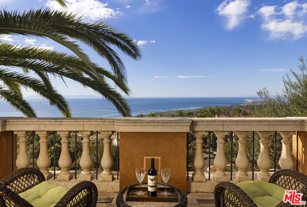28 Deep Sea Property Photo 34