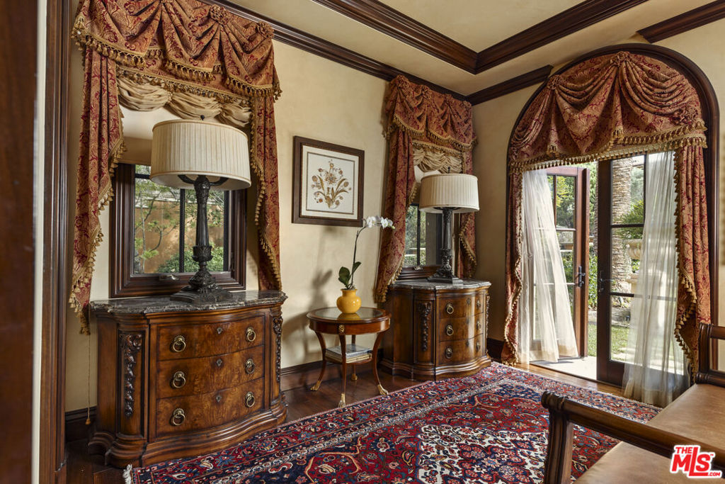 28 Deep Sea Property Photo 39