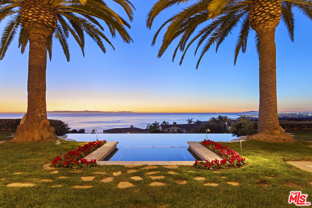 28 Deep Sea Property Photo 54