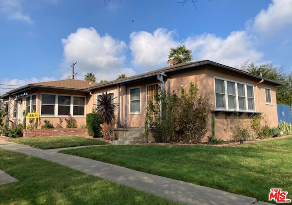 8811 Reading Avenue Property Photo 1