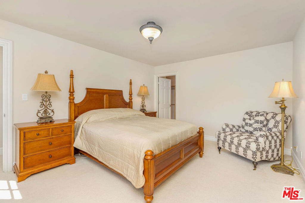 1922 Bel Air Road Property Photo 33