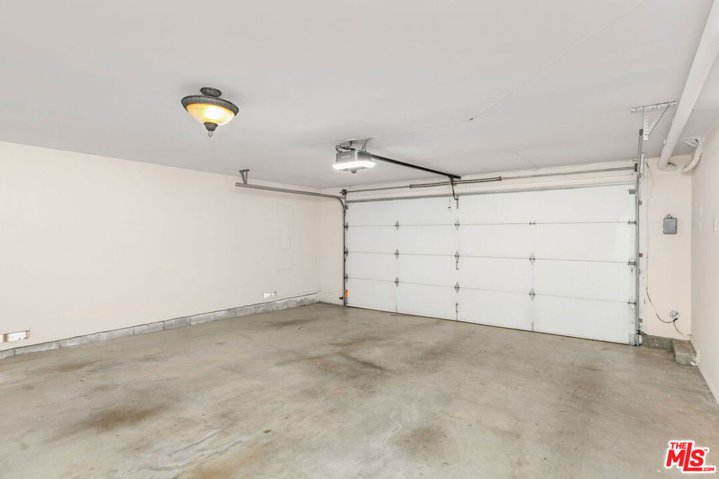 1922 Bel Air Road Property Photo 44