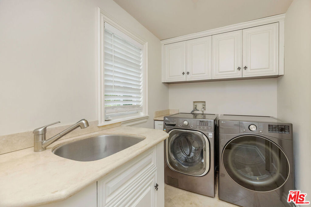 1922 Bel Air Road Property Photo 45