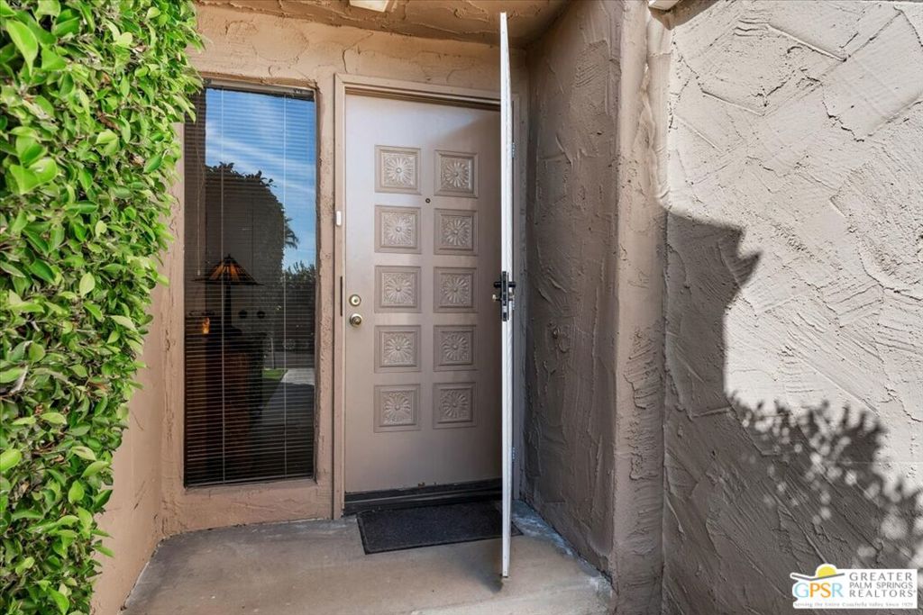2007 S Ramitas Way Property Photo 6