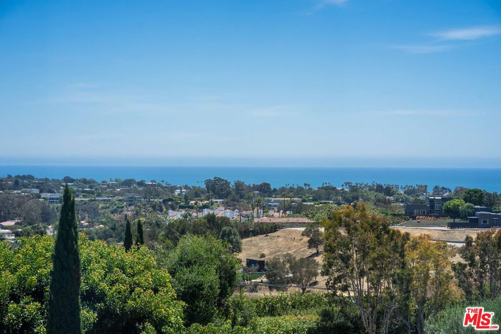 5931 Kanan Dume Road Property Photo 6