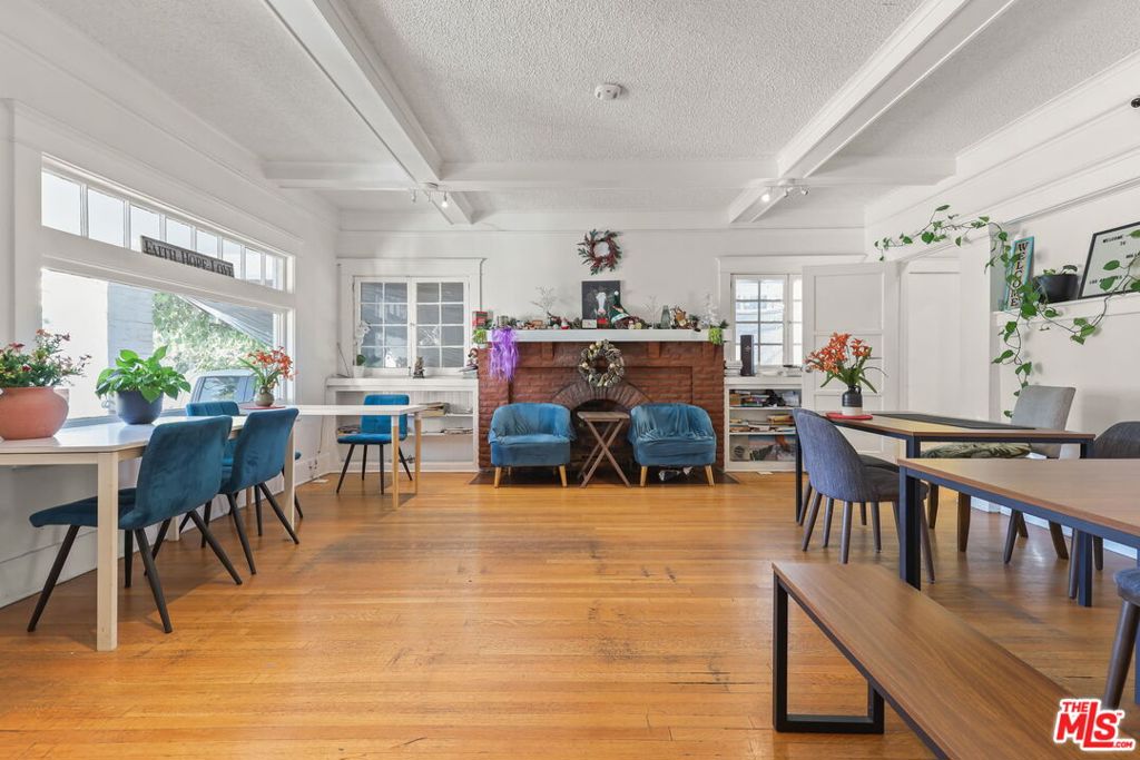 1807 N Van Ness Avenue Property Photo 8