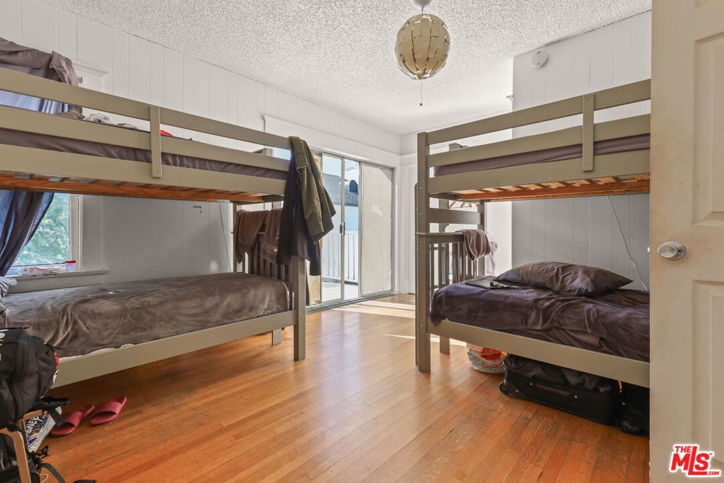 1807 N Van Ness Avenue Property Photo 37