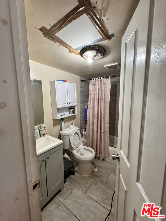 214 N Alvarado Street 2 Property Photo 8