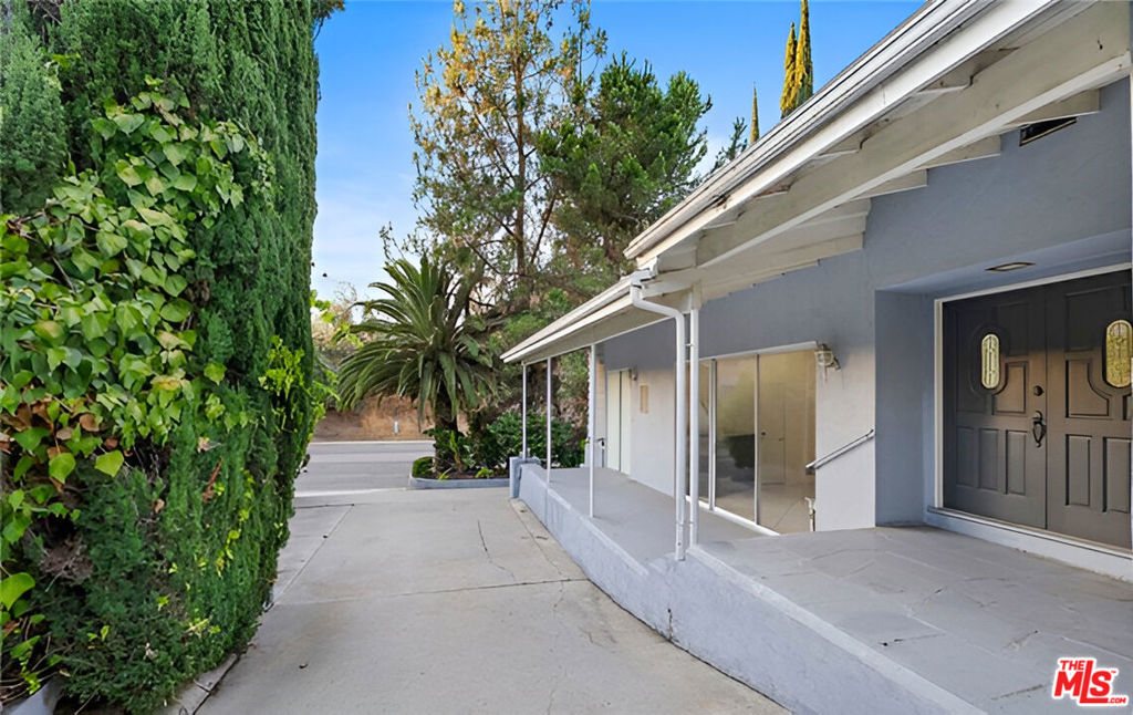 4348 Sepulveda Boulevard Property Photo 1